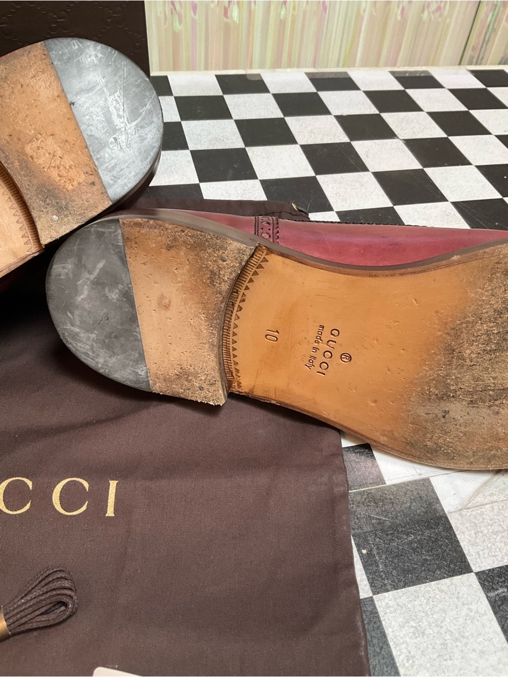 Gucci Men’s Bordeaux Leather Wingtip Oxfords - Picture 5 of 12